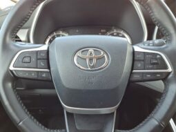 Toyota Highlander full