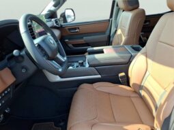 
 Toyota Tundra Hybrid full									