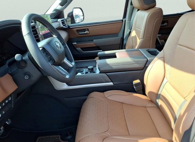 
 Toyota Tundra Hybrid full									