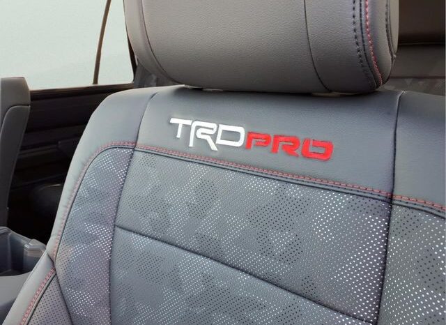 
 Toyota Sequoia full									