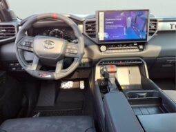 Toyota Sequoia full