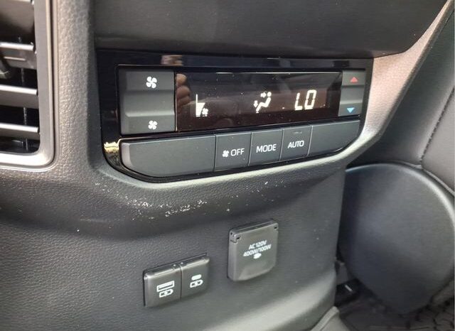 
 Toyota Sequoia full									
