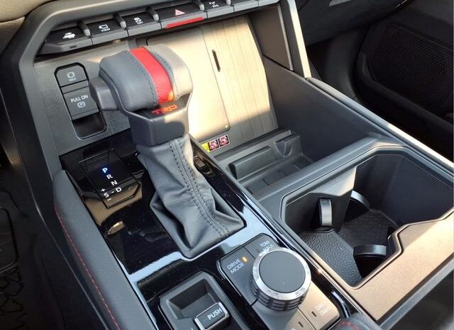 
 Toyota Sequoia full									
