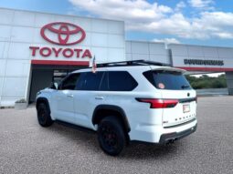 Toyota Sequoia full