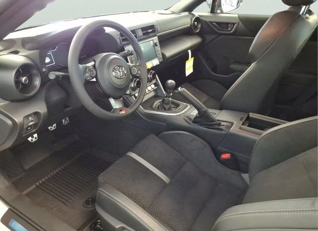 
 Toyota GR86 full									