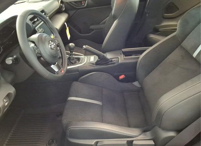
 Toyota GR86 full									