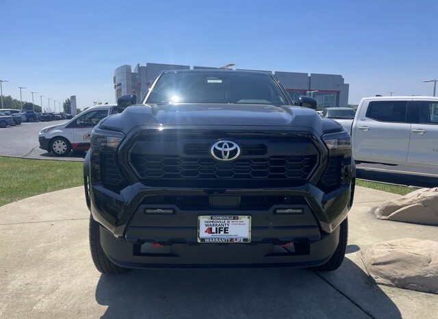 
 Toyota Tacoma Hybrid full									