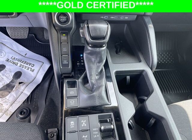 
								Toyota Land Cruiser full									