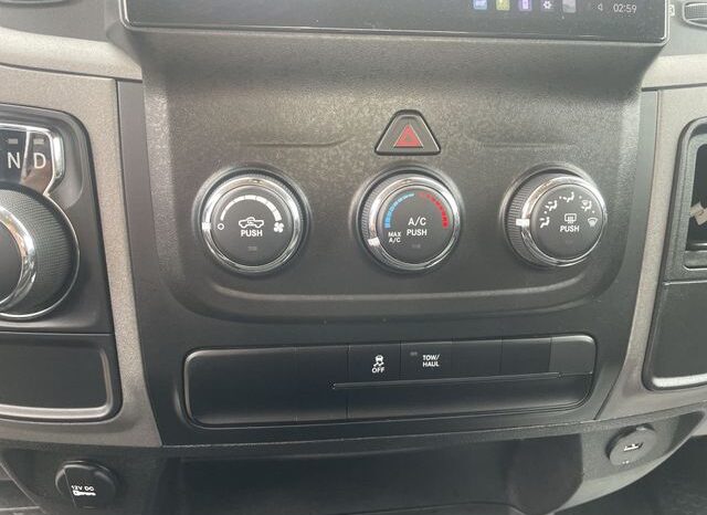 
								Ram 1500 Classic full									