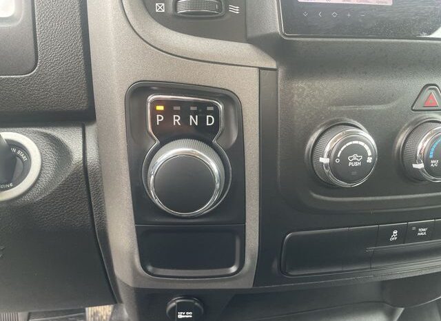 
								Ram 1500 Classic full									