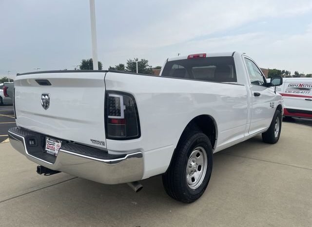 
								Ram 1500 Classic full									