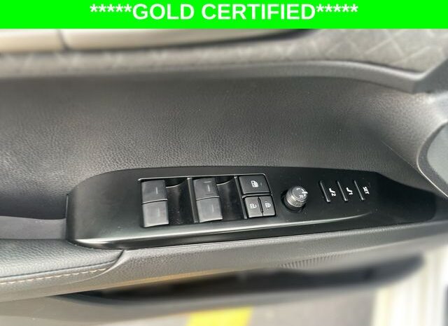 
 Toyota Camry full									