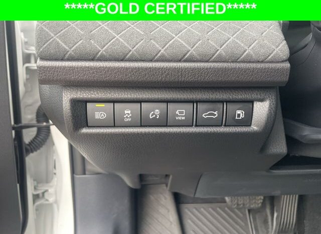 
 Toyota Camry full									