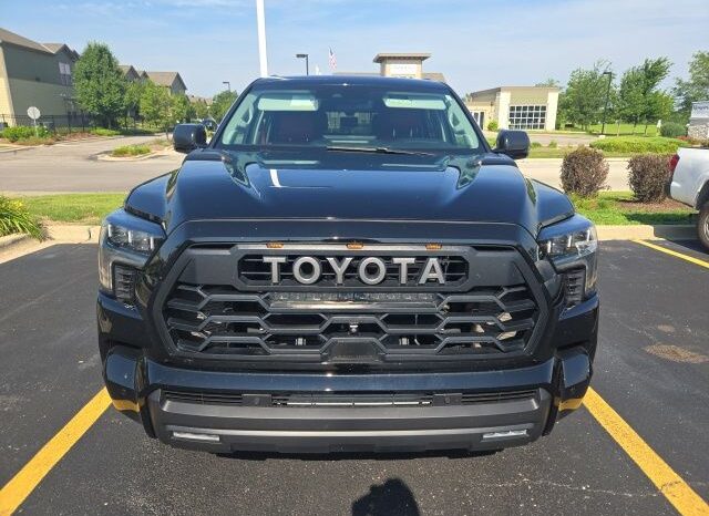 
 Toyota Sequoia full									