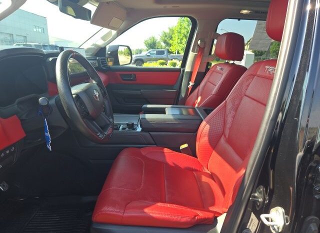 
 Toyota Sequoia full									