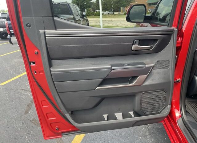 
 Toyota Tundra full									