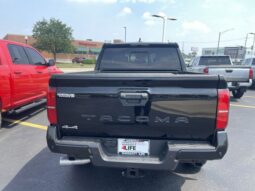 
 Toyota Tacoma full									