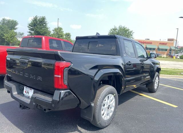 
 Toyota Tacoma full									