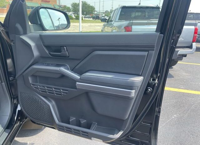 
 Toyota Tacoma full									