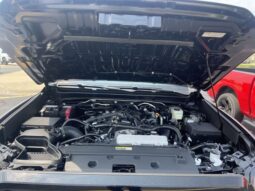 
 Toyota Tacoma full									