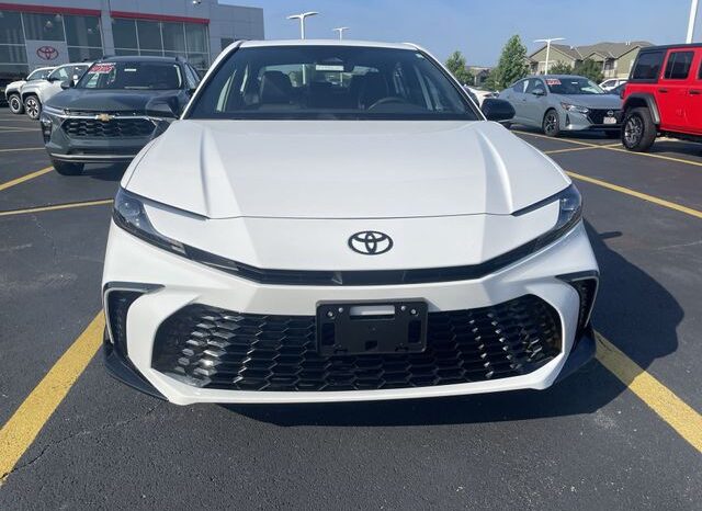 
 Toyota Camry full									