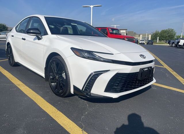 
 Toyota Camry full									