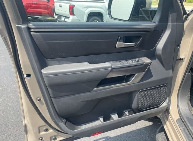 
 Toyota Tundra full									