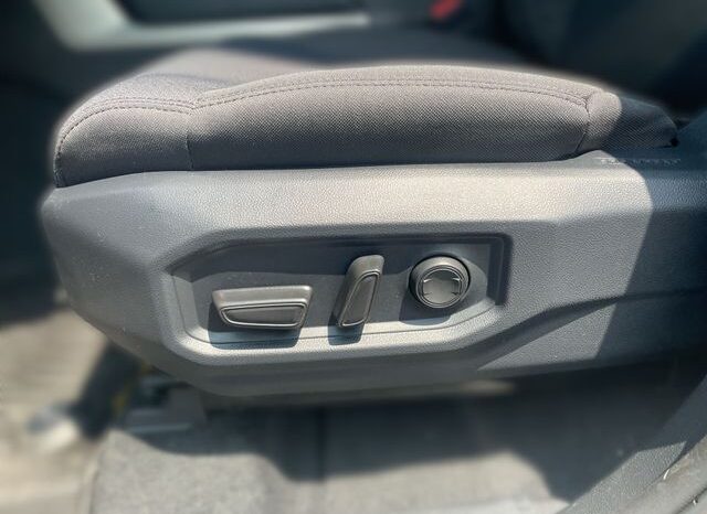 
 Toyota Tundra full									