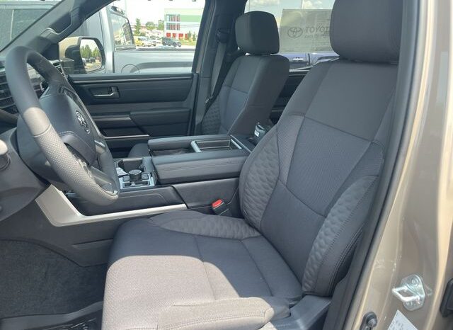 
 Toyota Tundra full									
