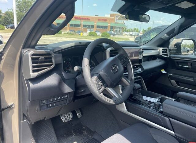 
 Toyota Tundra full									