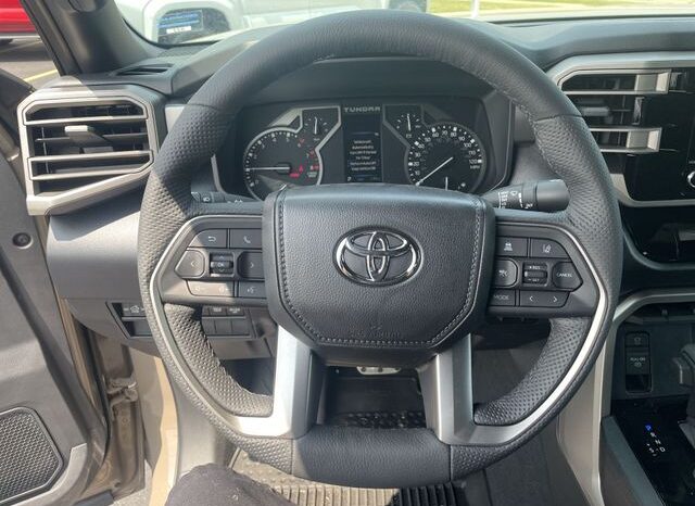 
 Toyota Tundra full									
