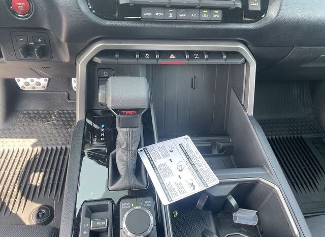 
 Toyota Tundra full									