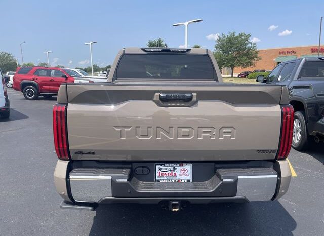 
 Toyota Tundra full									