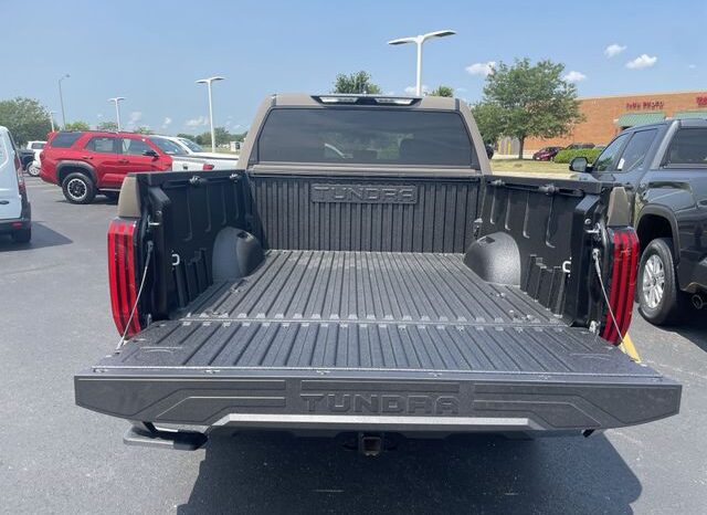 
 Toyota Tundra full									