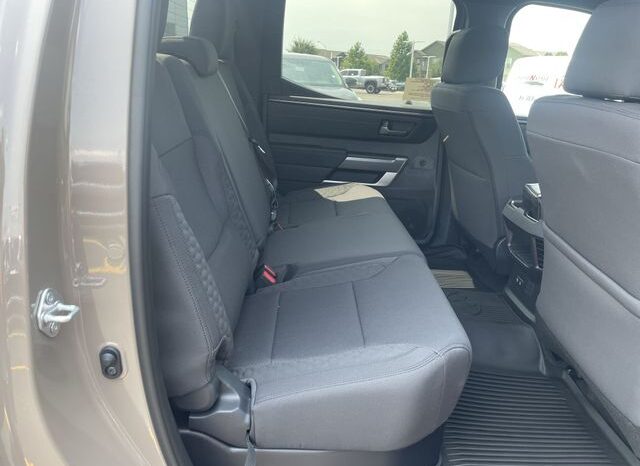 
 Toyota Tundra full									