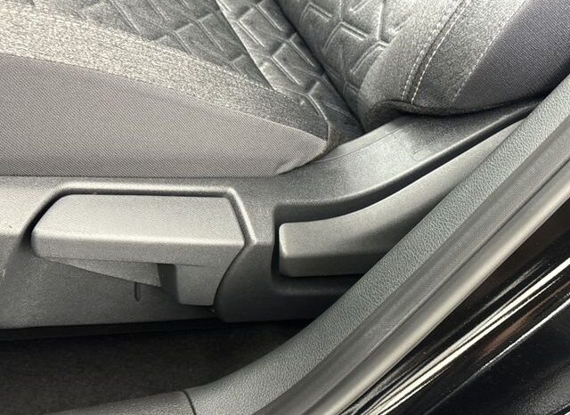 
 Nissan Kicks full									