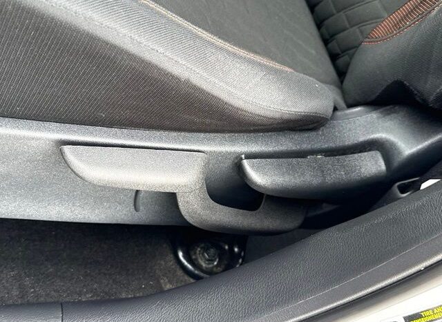
 Nissan Kicks full									