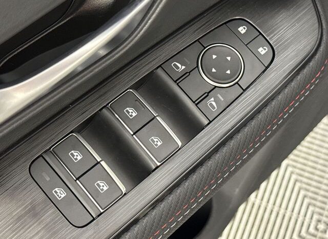 
 Nissan Kicks full									