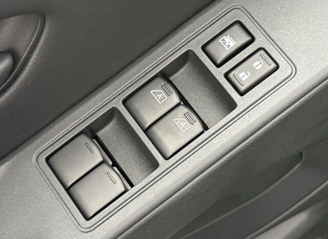 
 Nissan Frontier full									