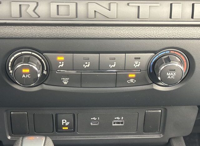 
 Nissan Frontier full									