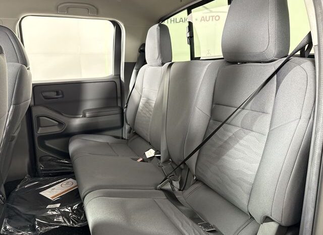 
 Nissan Frontier full									