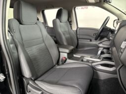 
 Nissan Frontier full									