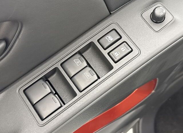 
 Nissan Frontier full									