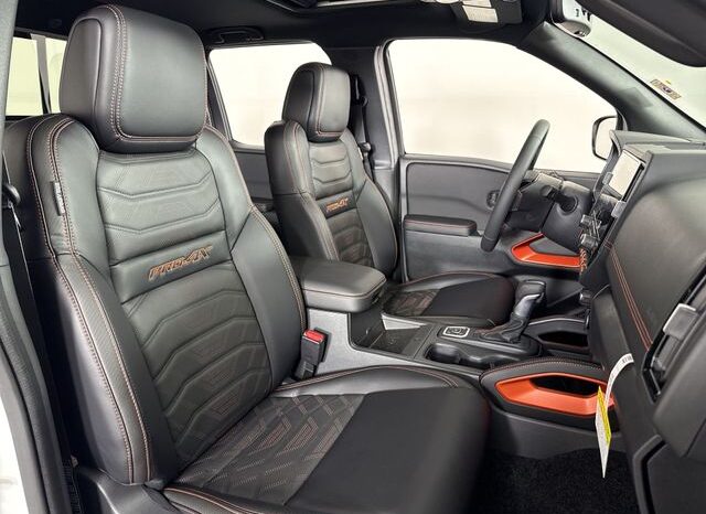 
 Nissan Frontier full									