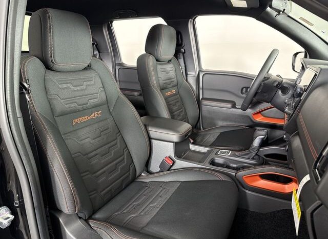 
 Nissan Frontier full									