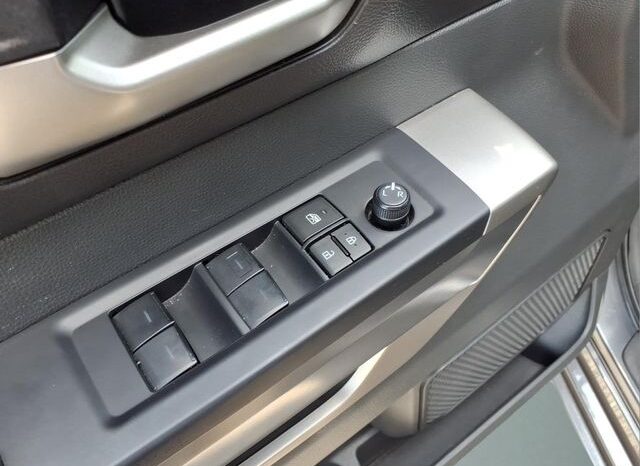 
 Toyota Tundra full									