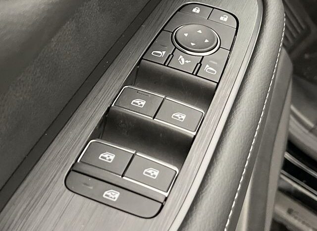
								Nissan Armada full									