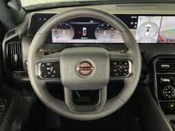 
										Nissan Armada full									