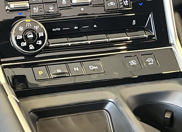 
 Nissan Armada full									