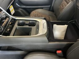 Nissan Armada full